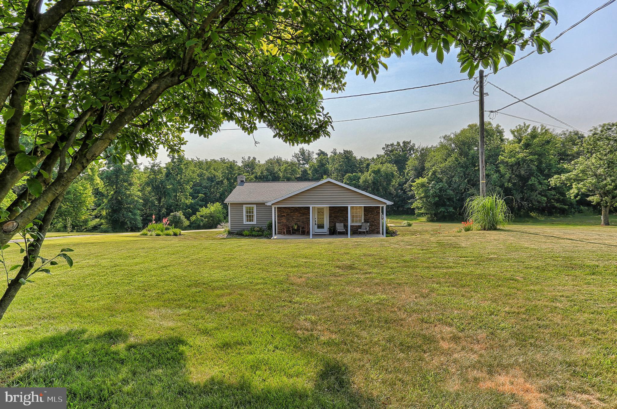 40 Locust Point Road Manchester, PA 17345 - Photo 5 of 66 Gallery Image 5