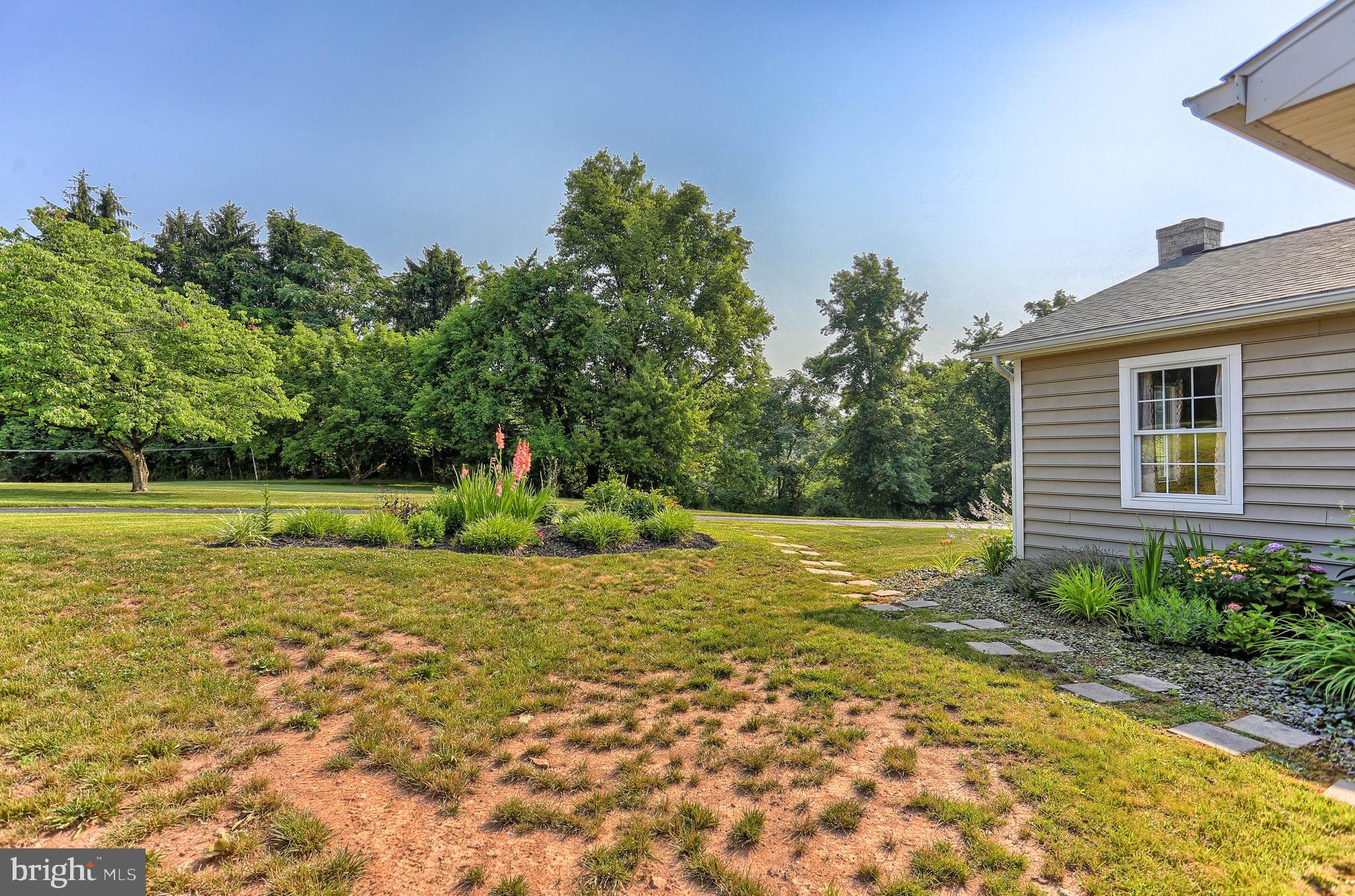 40 Locust Point Road Manchester, PA 17345 - Photo 10 of 66 Gallery Image 10