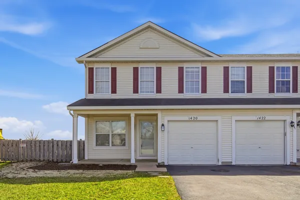 $284,950 | 1420 Sherborn Court North, Minooka, IL 60447