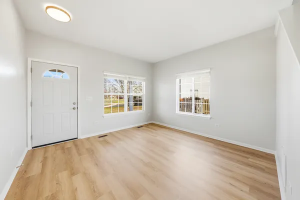 $284,950 | 1420 Sherborn Court North, Minooka, IL 60447