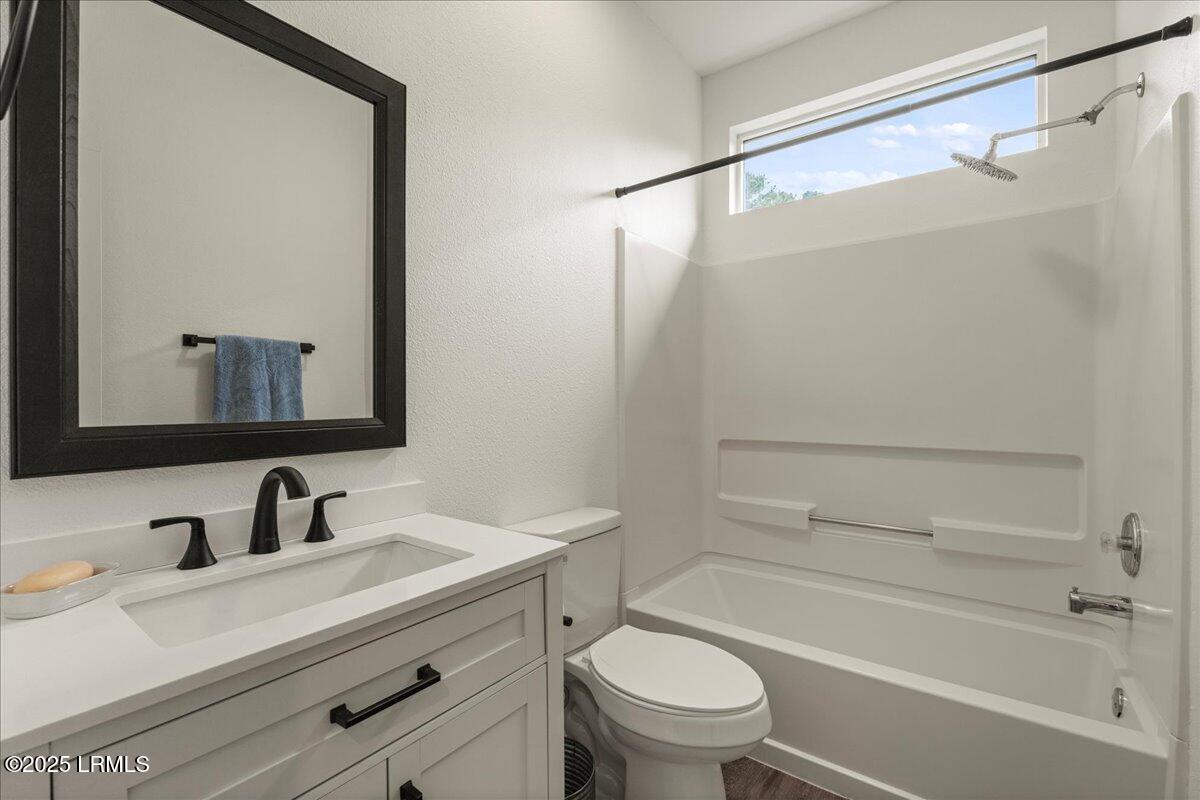 61 Hampton Circle Bluffton, SC 29909 - Photo 18 of 24 18-Bathroom 2