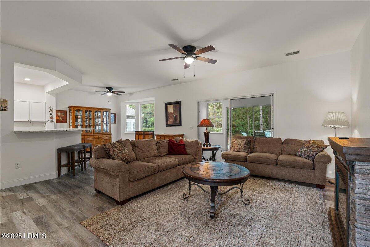 61 Hampton Circle Bluffton, SC 29909 - Photo 5 of 24 04-Living Room