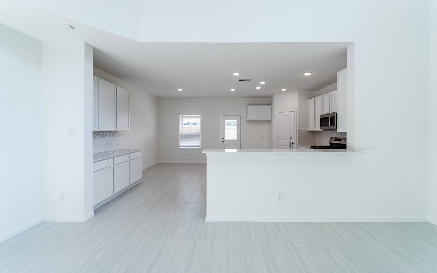 425 Monarch Trail Huntsville, TX 77340 - Photo 6 of 19