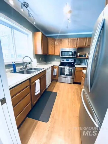 $849,000 | 126 Par Drive, Cascade, ID 83611