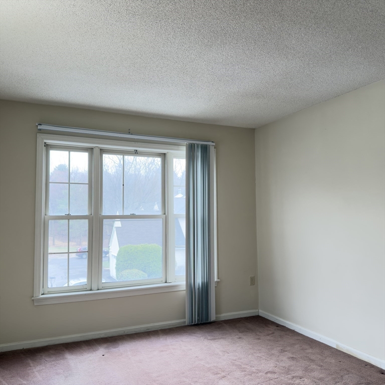 48 Castlegate Drive, Unit 48 Springfield, MA 01129 - Photo 12 of 21