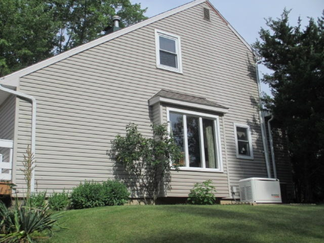 5654 Ridge Dr 052