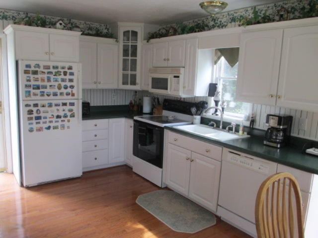 5654 Ridge Drive Reading, MI 49274 - Photo 9 of 29 5654 Ridge Dr 012