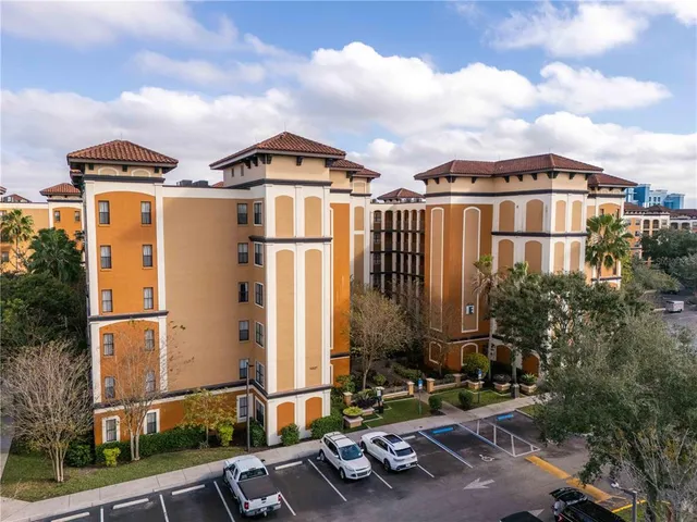 $175,000 | 12527 Floridays Resort Drive, Unit 611E, Orlando, FL 32821