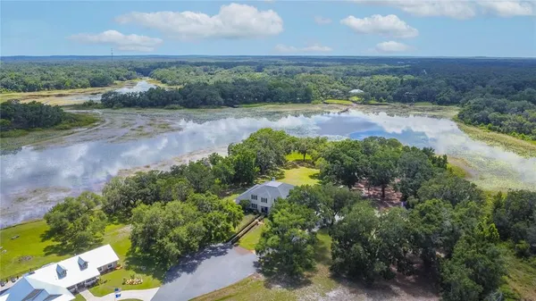 $900,000 | 9093 East Pinehurst Court, Unit 3, Inverness, FL 34450