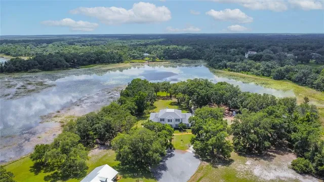 $900,000 | 9093 East Pinehurst Court, Unit 3, Inverness, FL 34450