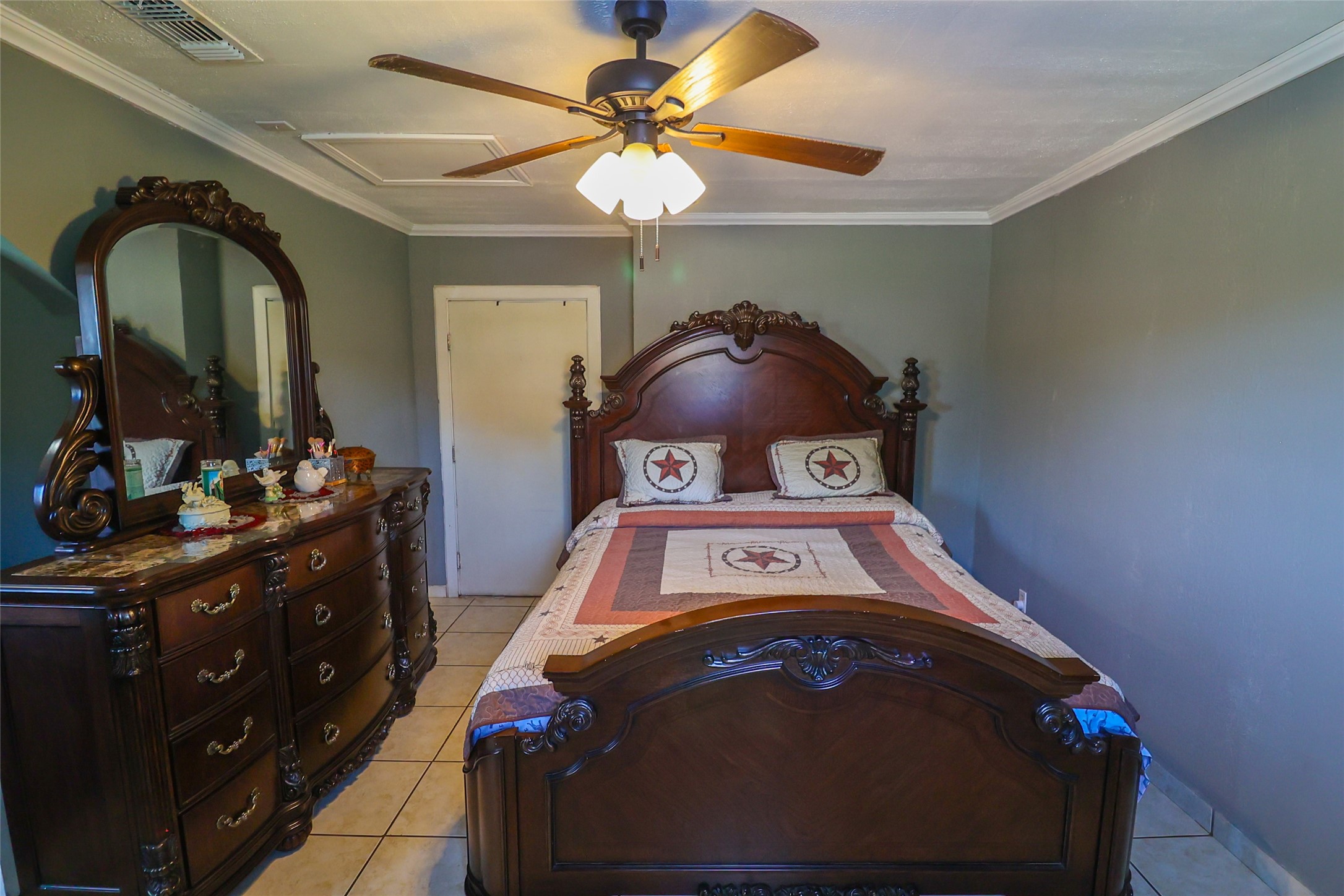 416 Clara Road South Houston, TX 77587 - Photo 26 of 50 a view of dresser with window