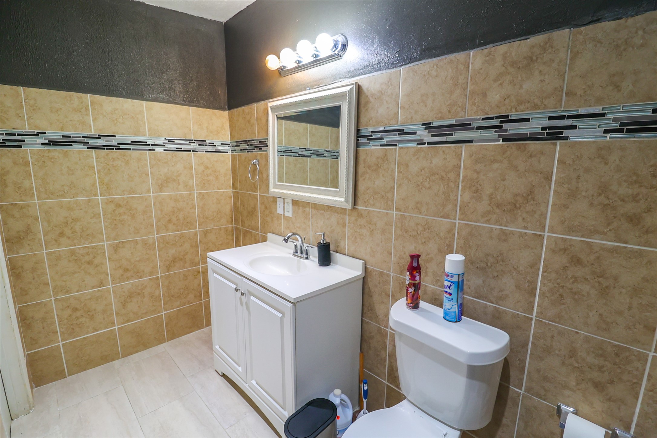 416 Clara Road South Houston, TX 77587 - Photo 30 of 50 a bathroom with a sink toilet and shower