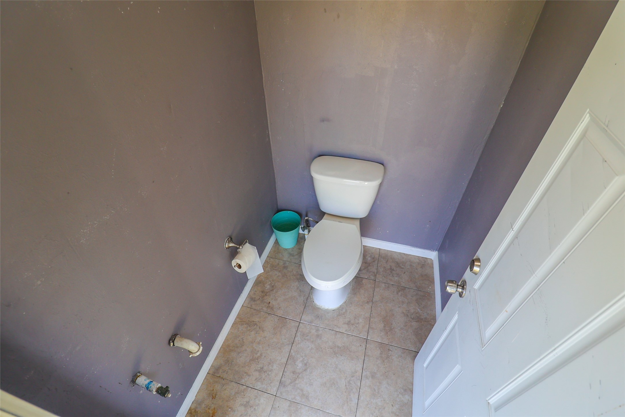 416 Clara Road South Houston, TX 77587 - Photo 43 of 50 a bathroom with a toilet and a sink