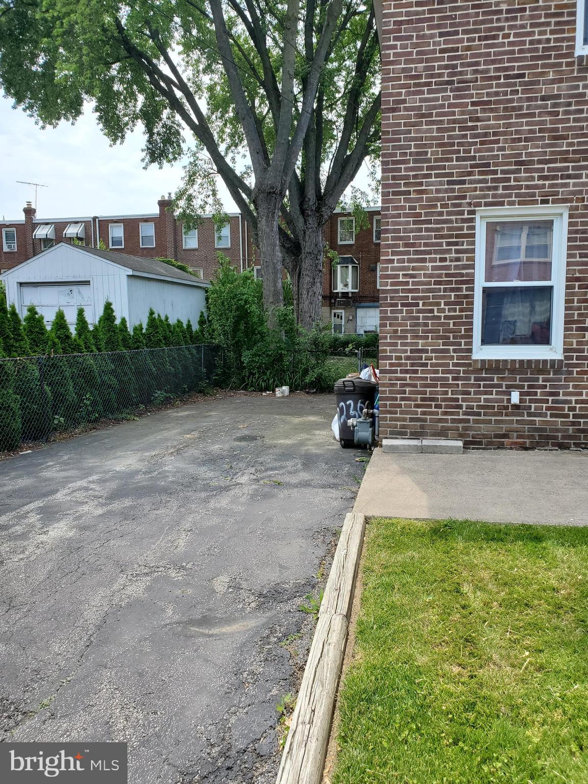 2238 Manor Road Upper Darby, PA 19082 - Photo 2 of 15