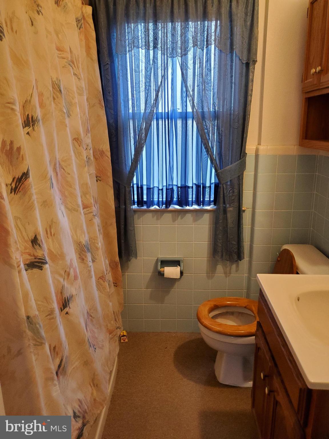 2238 Manor Road Upper Darby, PA 19082 - Photo 11 of 15