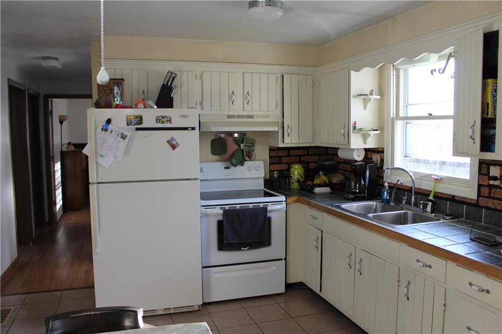 347 Sylvania Road Slippery Rock, PA 16057 - Photo 3 of 19 Gallery Image 3