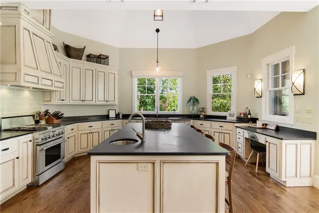 $11,000 | 319 Green Tree Court, Seneca, SC 29672