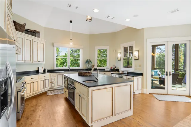 $11,000 | 319 Green Tree Court, Seneca, SC 29672