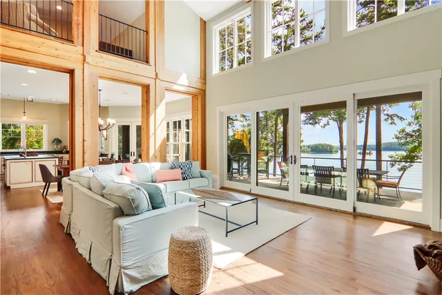 $11,000 | 319 Green Tree Court, Seneca, SC 29672