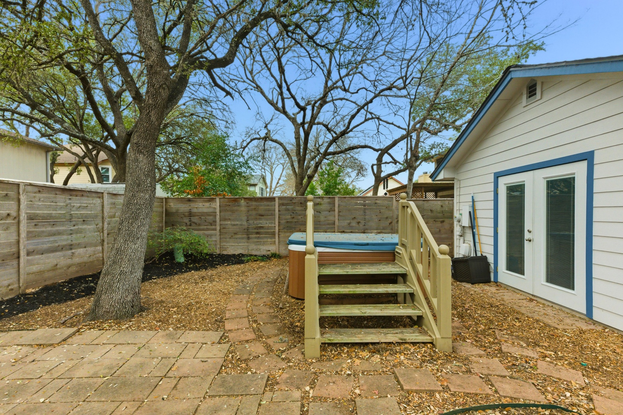 723 Shade Tree Drive Austin, TX 78748 - Photo 23 of 29 a view of a pathway of a house