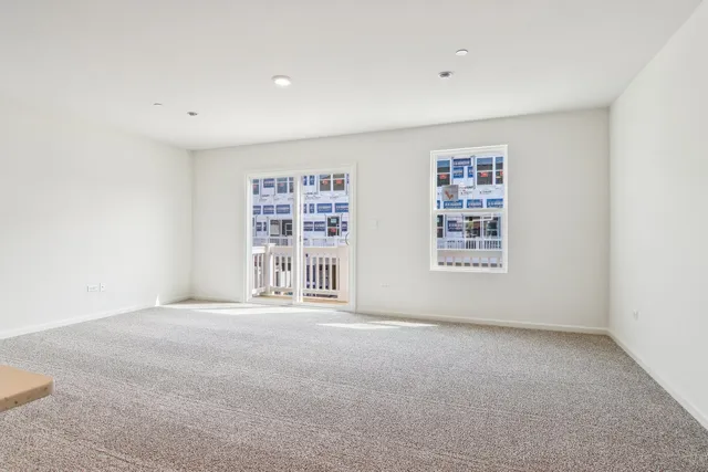 $384,990 | 1380 Foxglove Drive, Bartlett, IL 60103