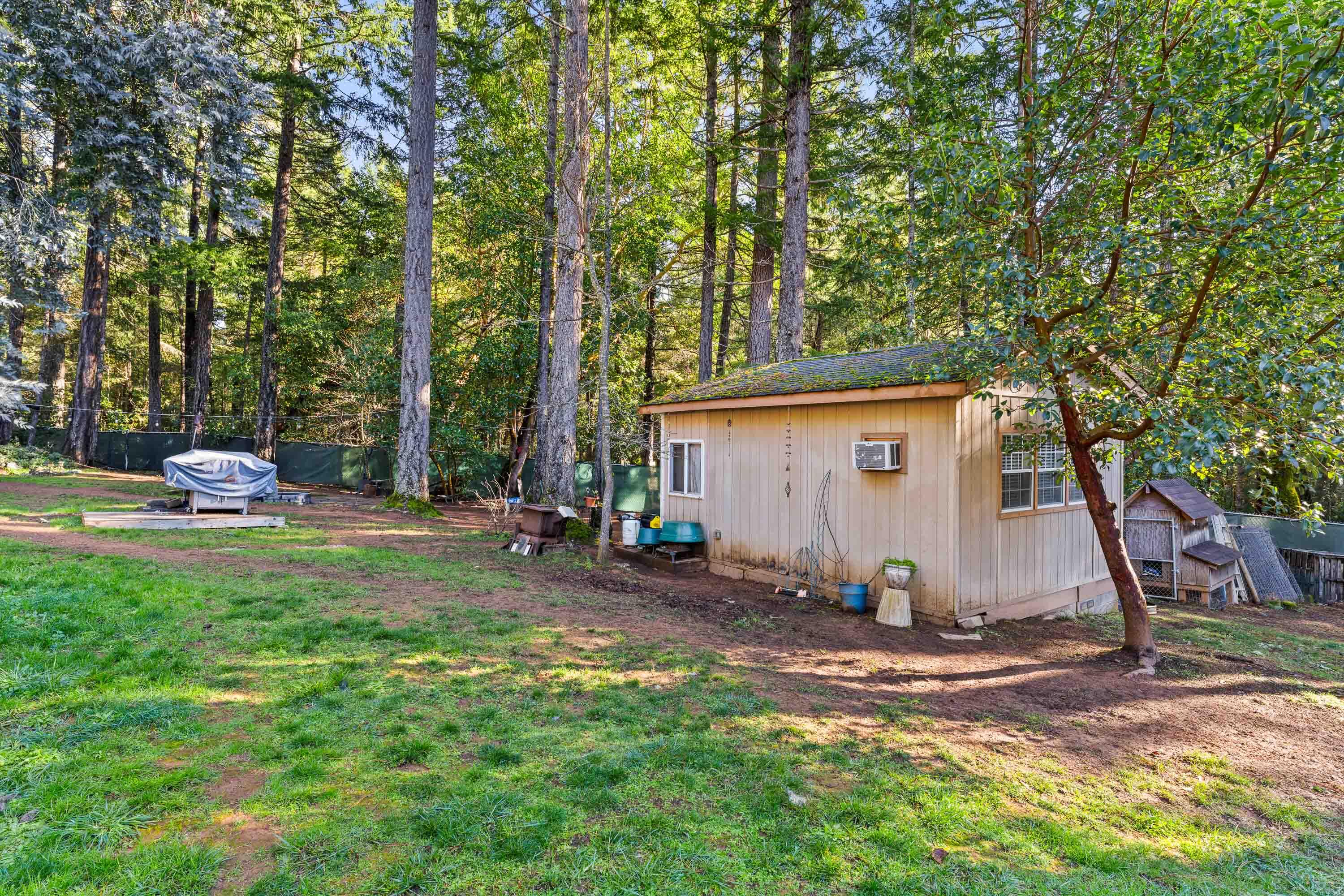 1492 Crooks Creek Road Selma, OR 97538 - Photo 30 of 38 EXT (13 of 16)