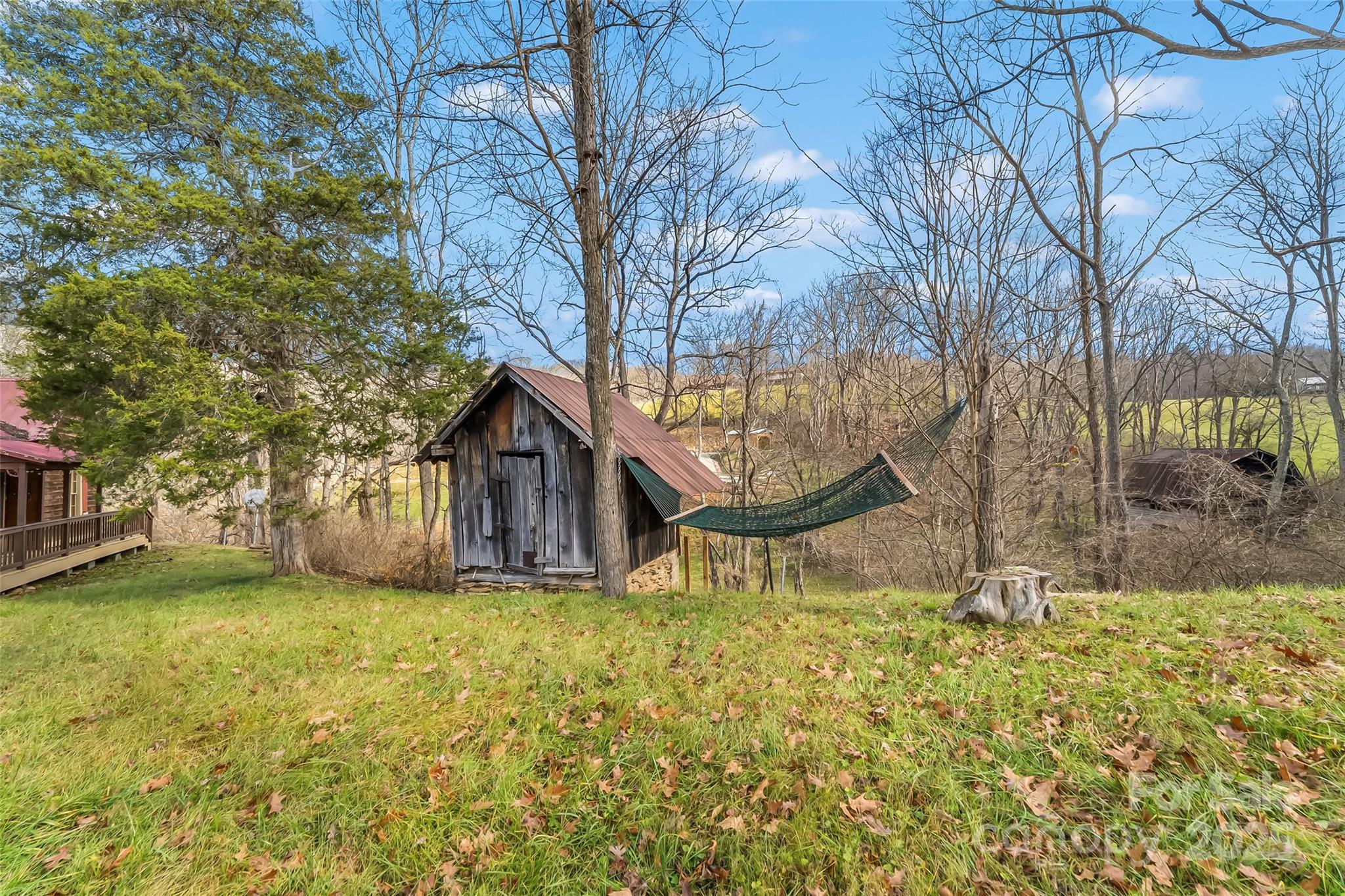 1240 Ferguson Cove Loop Clyde, NC 28721 - Photo 26 of 35
