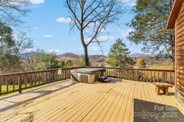 $400,000 | 1240 Ferguson Cove Loop, Clyde, NC 28721