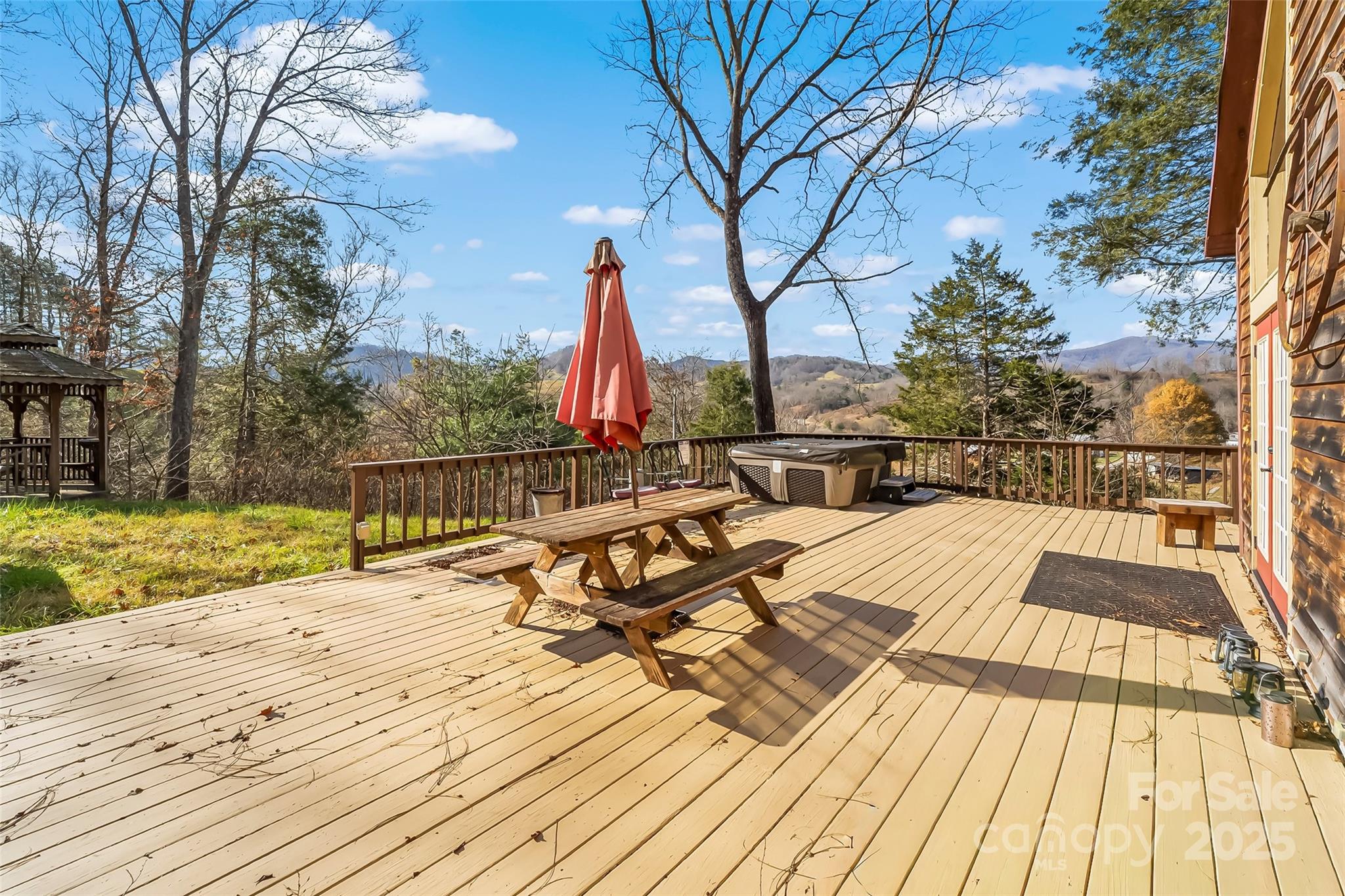 1240 Ferguson Cove Loop Clyde, NC 28721 - Photo 31 of 35