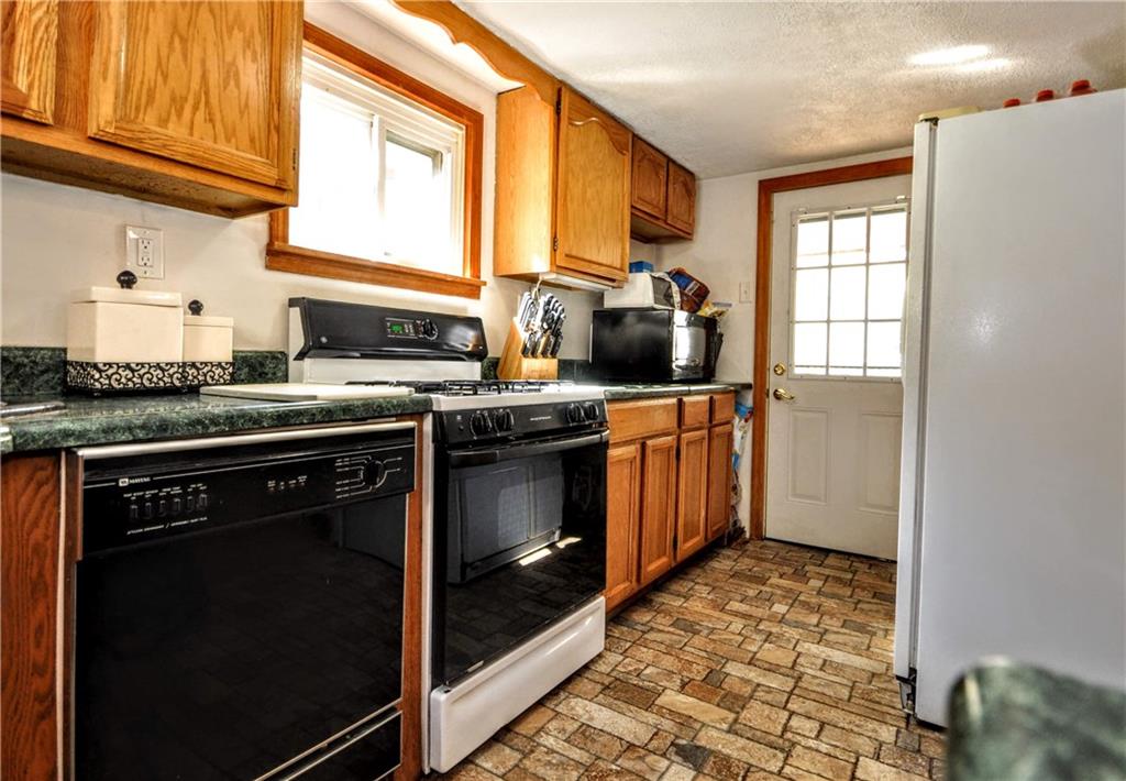 200 Coal Valley Road Clairton, PA 15025 - Photo 9 of 25 Gallery Image 9