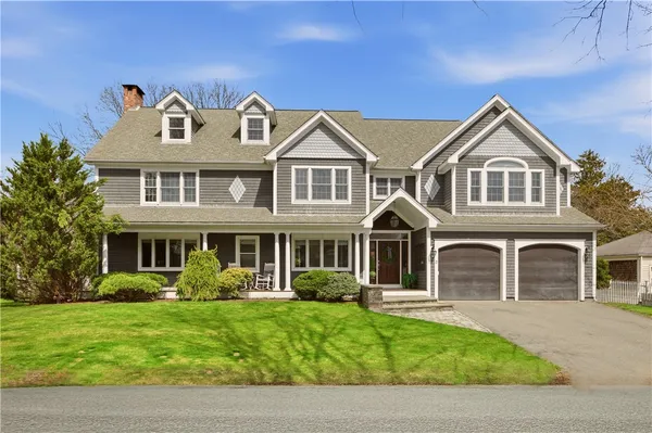 $1,500,000 | 3 Deerfield Drive, Barrington, RI 02806