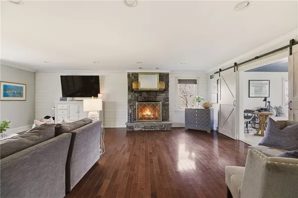$1,500,000 | 3 Deerfield Drive, Barrington, RI 02806
