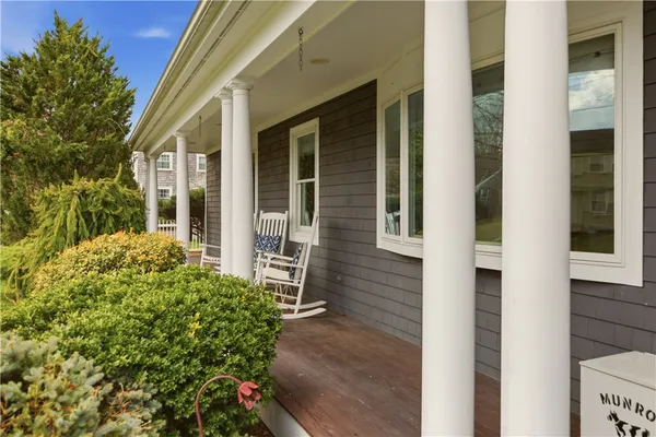 $1,500,000 | 3 Deerfield Drive, Barrington, RI 02806