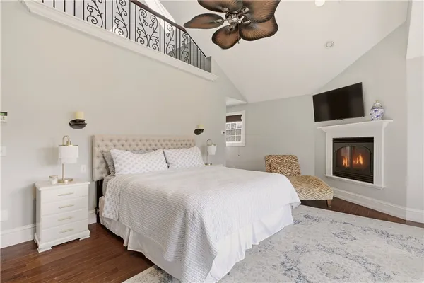 $1,500,000 | 3 Deerfield Drive, Barrington, RI 02806