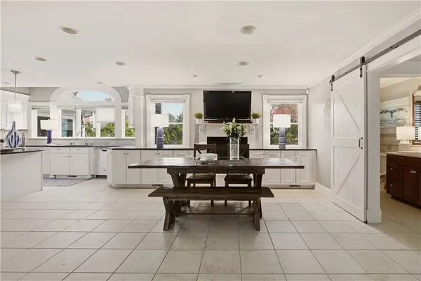 $1,500,000 | 3 Deerfield Drive, Barrington, RI 02806