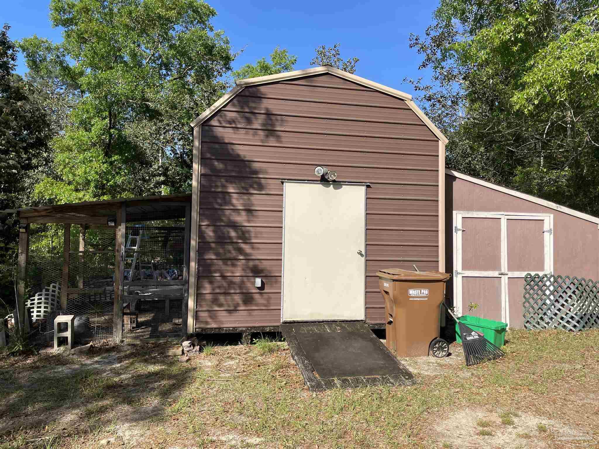 3947 Ward Basin Road Milton, FL 32583 - Photo 22 of 34