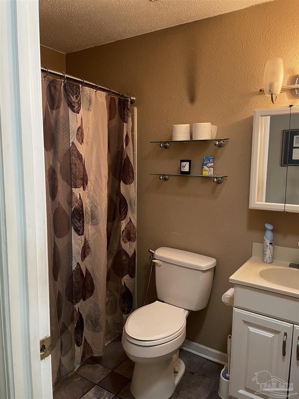 3947 Ward Basin Road Milton, FL 32583 - Photo 5 of 34