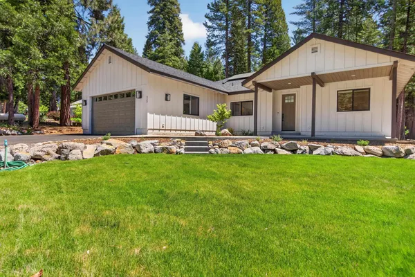 $695,000 | 920 Long Iron Drive, Lake Almanor West, CA 96020
