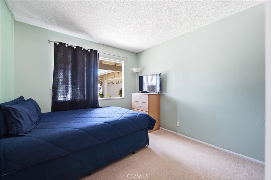 2253 Grafton Street Simi Valley, CA 93063 - Photo 19 of 30