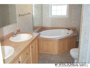 5 Slick Rock Road Leicester, NC 28748 - Photo 6 of 9 Gallery Image 6