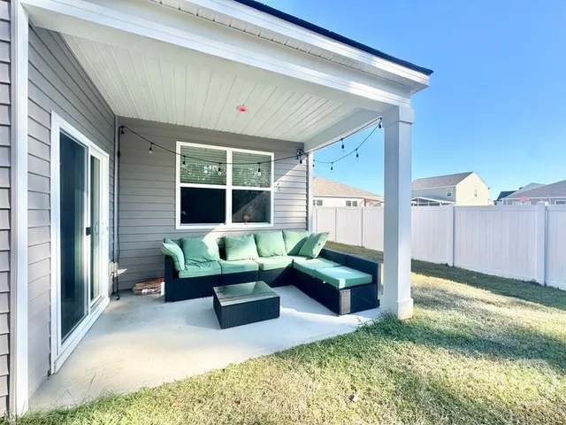 $2,200 | 3 Heavener Road, Savannah, GA 31407