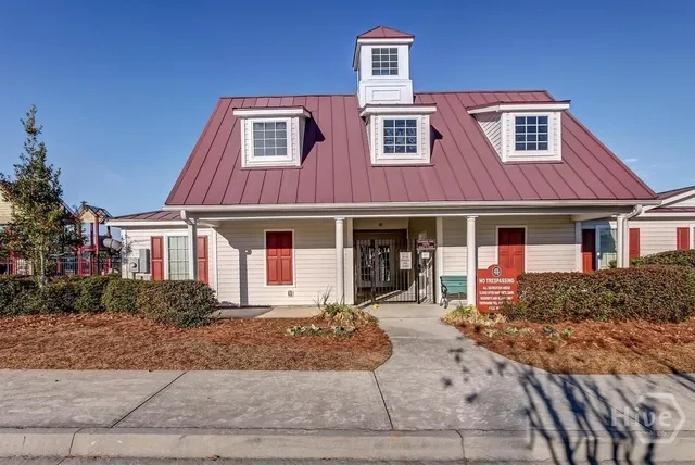 $2,200 | 3 Heavener Road, Savannah, GA 31407