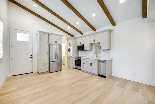 $2,500 | 329 D Street, Ramona, CA 92065