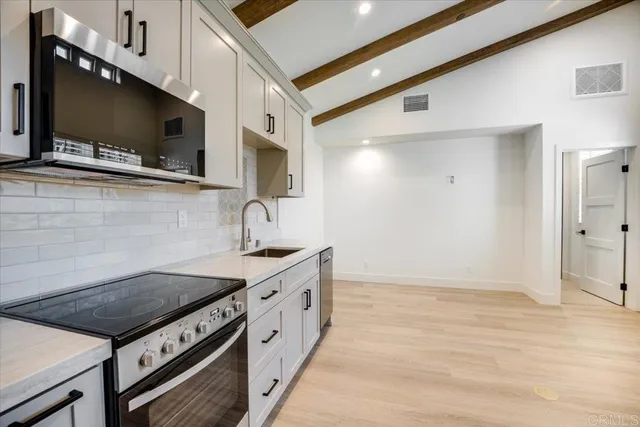 $2,500 | 329 D Street, Ramona, CA 92065