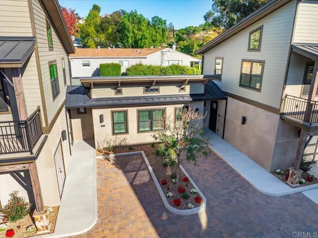 $2,500 | 329 D Street, Ramona, CA 92065