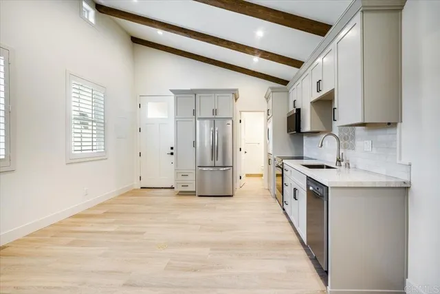 $2,500 | 329 D Street, Ramona, CA 92065