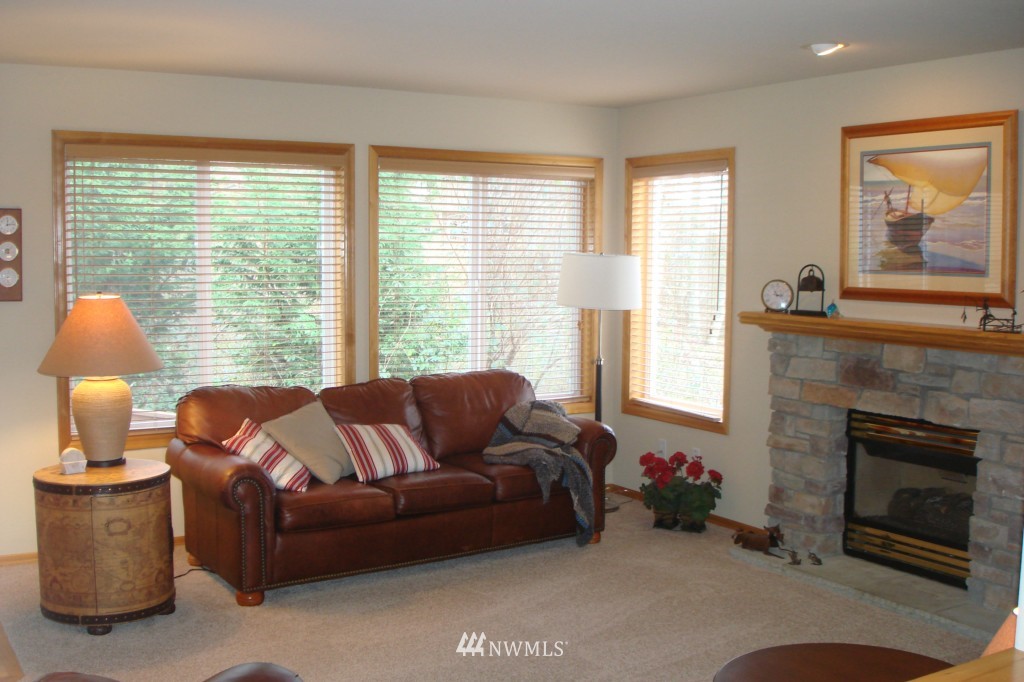 421 172nd Place Southeast Bothell, WA 98012 - Photo 9 of 19