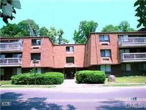 $1,800 | 126 Triangle Street, Unit A44, Danbury, CT 06810