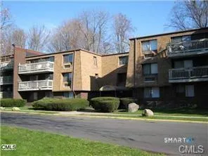 $1,800 | 126 Triangle Street, Unit A44, Danbury, CT 06810