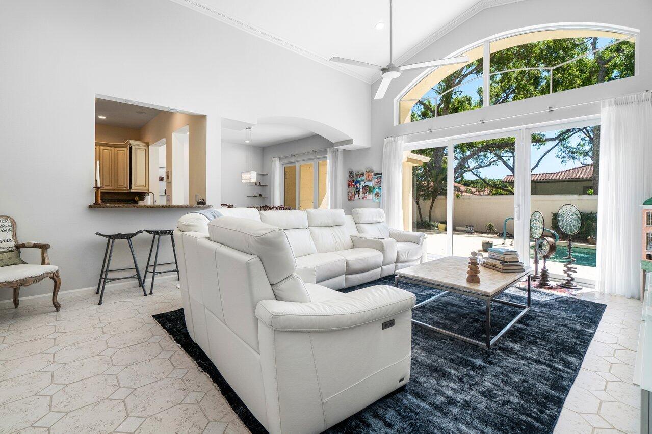 6278 Northwest 23rd Road Boca Raton, FL 33434 - Photo 6 of 38 Living